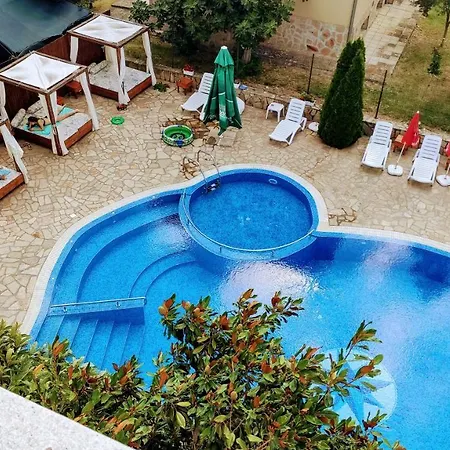 Saint George Family 2*