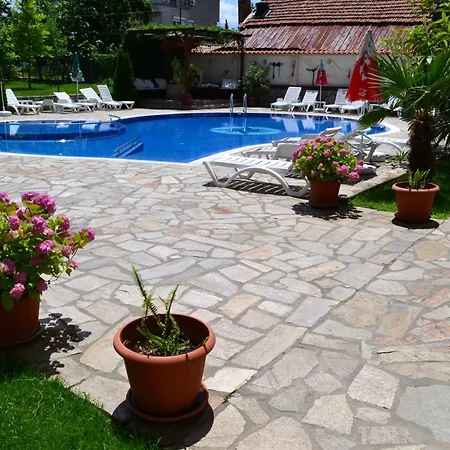 酒店 Saint George Family 2*