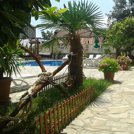 Saint George Family 酒店 洛泽内茨