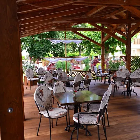 Hotel Saint George Family Lozenets