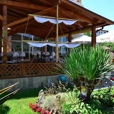 Saint George Family Lozenets