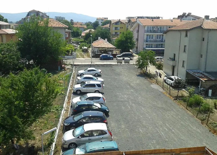 Saint George Family 2* Lozenets