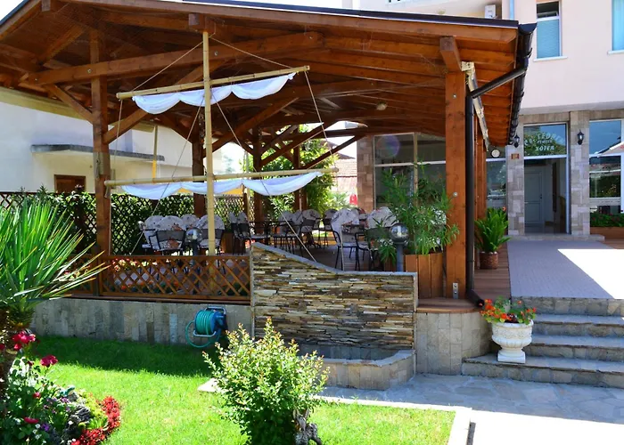 Hotel Saint George Family Lozenets